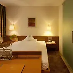 Stadthotel Goldenes Schiff ホテル バート・イシュル