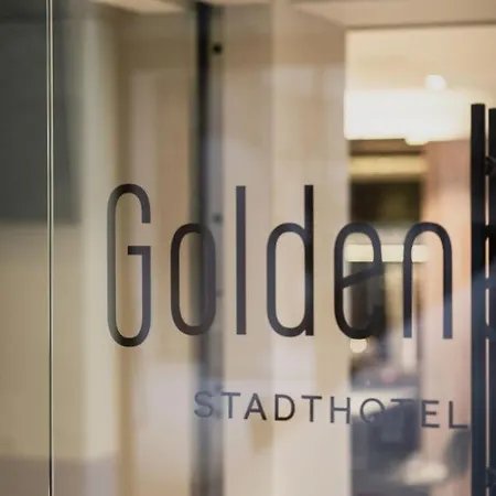 Stadthotel Goldenes Schiff ホテル バート・イシュル