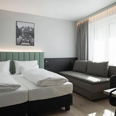 Stadthotel Goldenes Schiff ホテル
