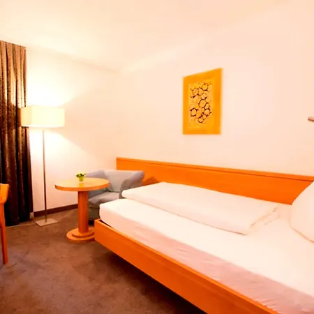 Stadthotel Goldenes Schiff 4*