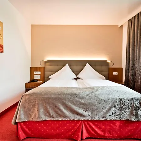 Stadthotel Goldenes Schiff 4* Bad Ischl