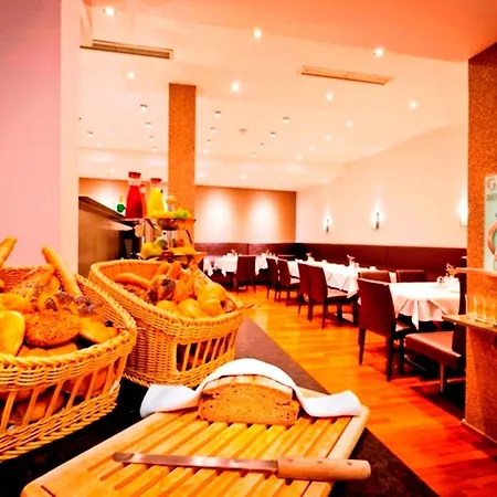 Stadthotel Goldenes Schiff バート・イシュル