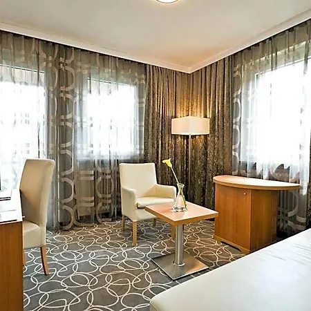 ホテル Stadthotel Goldenes Schiff バート・イシュル