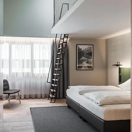 Hotel Stadthotel Goldenes Schiff 4*