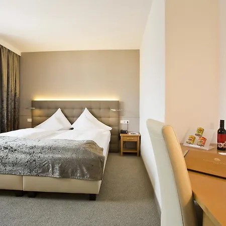 Stadthotel Goldenes Schiff