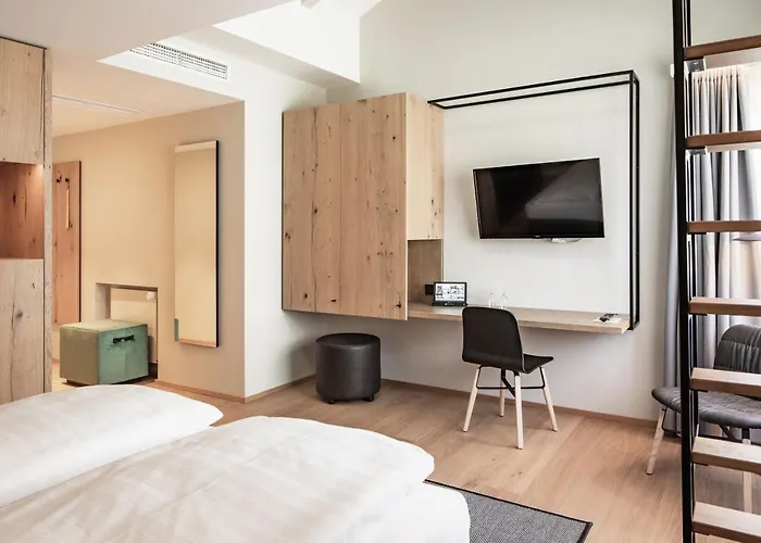 Stadthotel Goldenes Schiff ホテル バート・イシュル