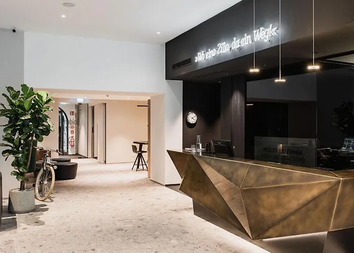 Stadthotel Goldenes Schiff 酒店 4*