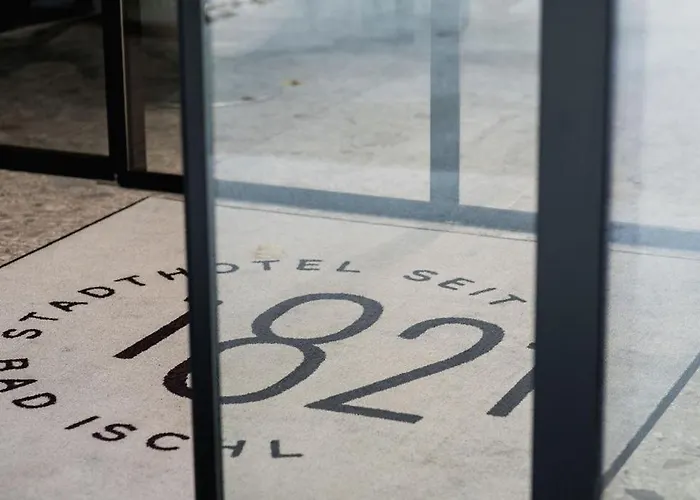 Stadthotel Goldenes Schiff 4* 巴德伊舍