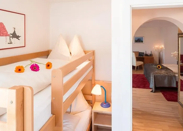 Stadthotel Goldenes Schiff 巴德伊舍