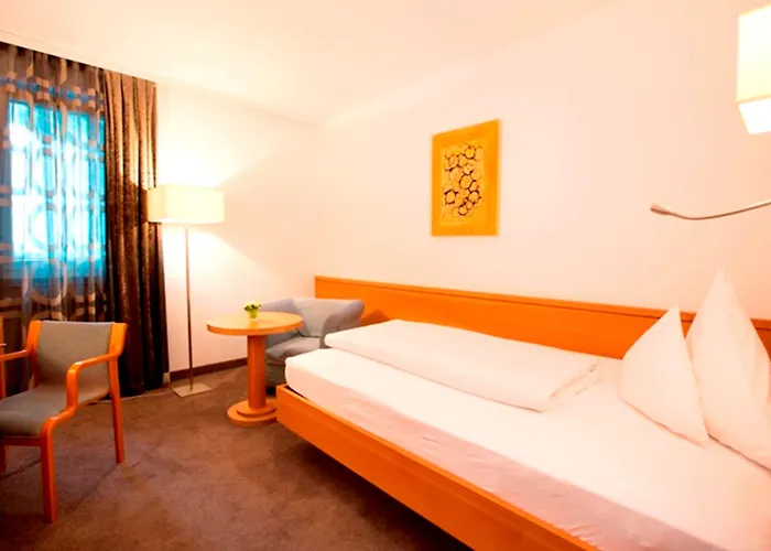 Stadthotel Goldenes Schiff 4*