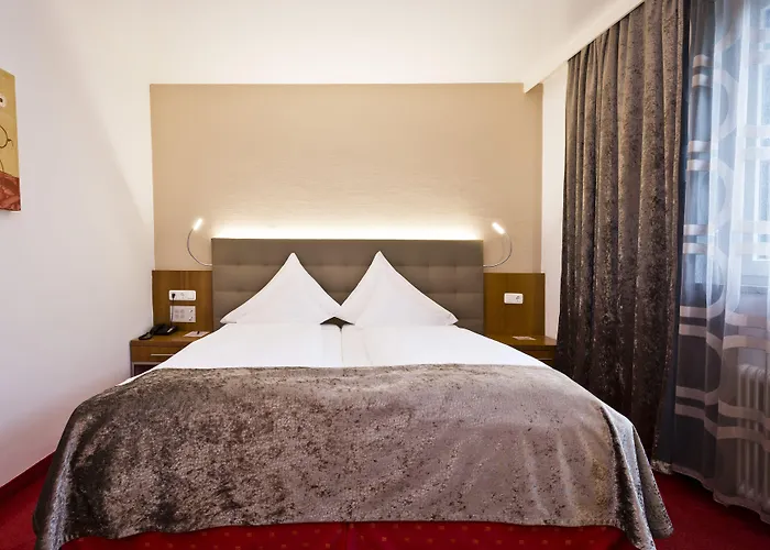Stadthotel Goldenes Schiff Hotel 4*